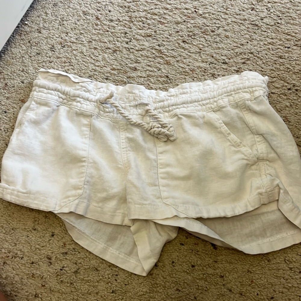 roxy linen shorts